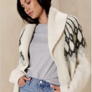 Banana Republic Cream and Gray Cardigan
